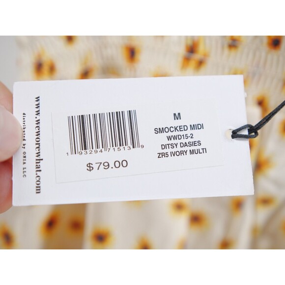 WEWOREWHAT SMOCKED COTTON POPLIN MIDI DRESS DITSY DASIES SIZE Medium ($79) NWT - Picture 6 of 10
